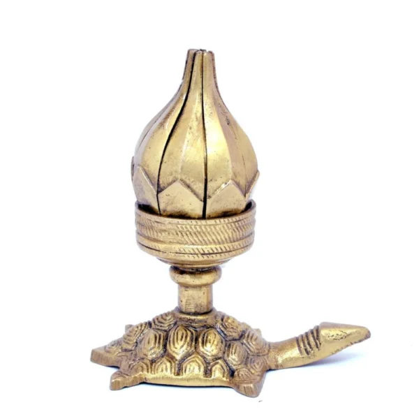 Brass Candle Stand (Curved), 4.5 inch, brass, Vedikcraft Moradabad