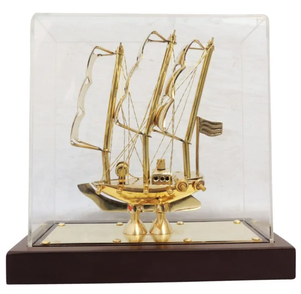 Brass Ship Covered With Box, 8.5 inch, design MR238-D, brass, Vedikcraft Moradabad