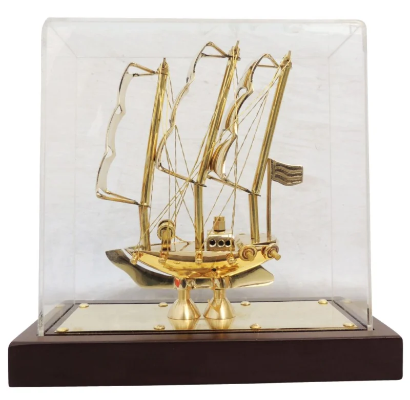 Brass Ship Covered With Box, 8.5 inch, design MR238-D – Antique Décor