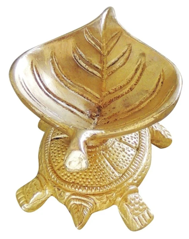 Brass Tortoise Diya (Deepak), 1.3 inch