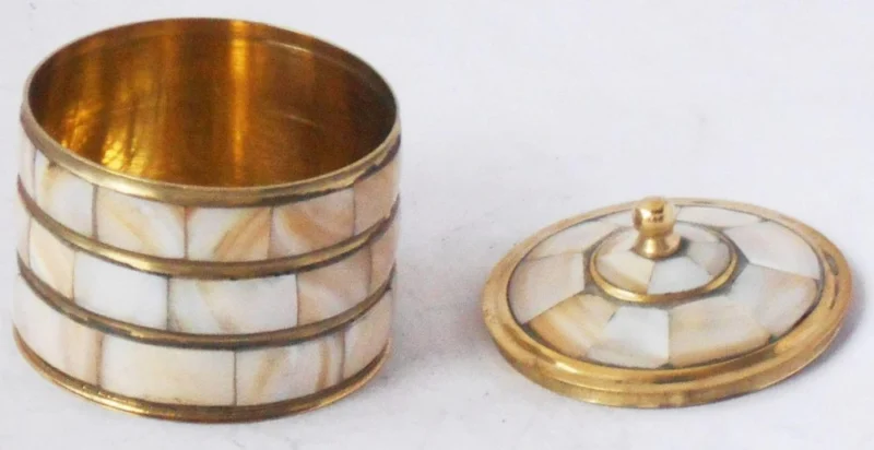 Brass Miniature Jwellery Box With Seep Work, 3 inch