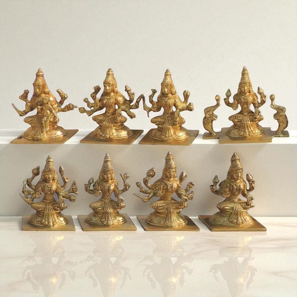 Lakshmi Ji Idol in Brass (Ashthalakshmi Laxmi), 5 inch, brass, Vedikcraft Moradabad
