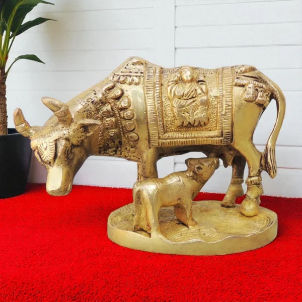 Brass Cow Showpiece, 3.6 inch, brass, Vedikcraft Moradabad
