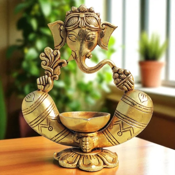 Brass Ganesh Stand Diya (Deepak), 7 inch, brass, Vedikcraft Moradabad