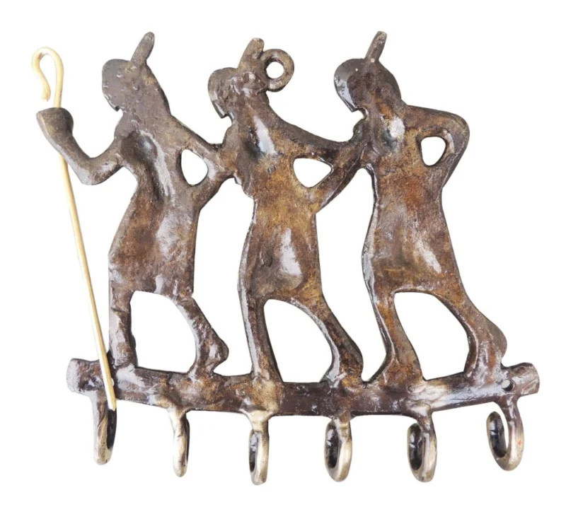 Brass Wall Hanging Decorative (Lady Keyring), 6.7 inch