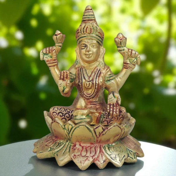 Lakshmi Ji Idol in Brass (Laxmi), 5 inch, 980 g, brass, Vedikcraft Moradabad