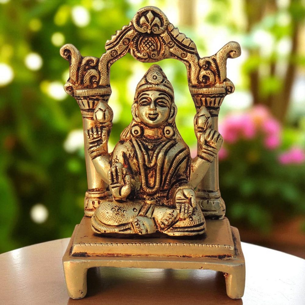 Lakshmi Ji Idol in Brass (Laxmi), 4.5 inch, brass, Vedikcraft Moradabad