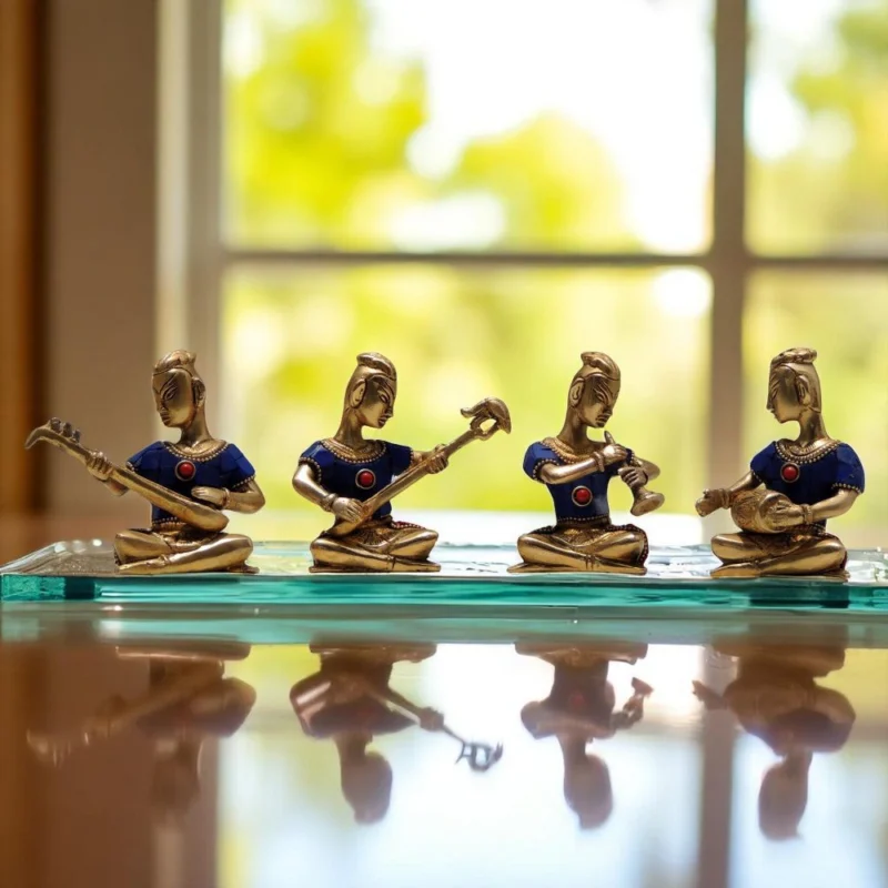 Brass Musical Small Figurine, 4 inch