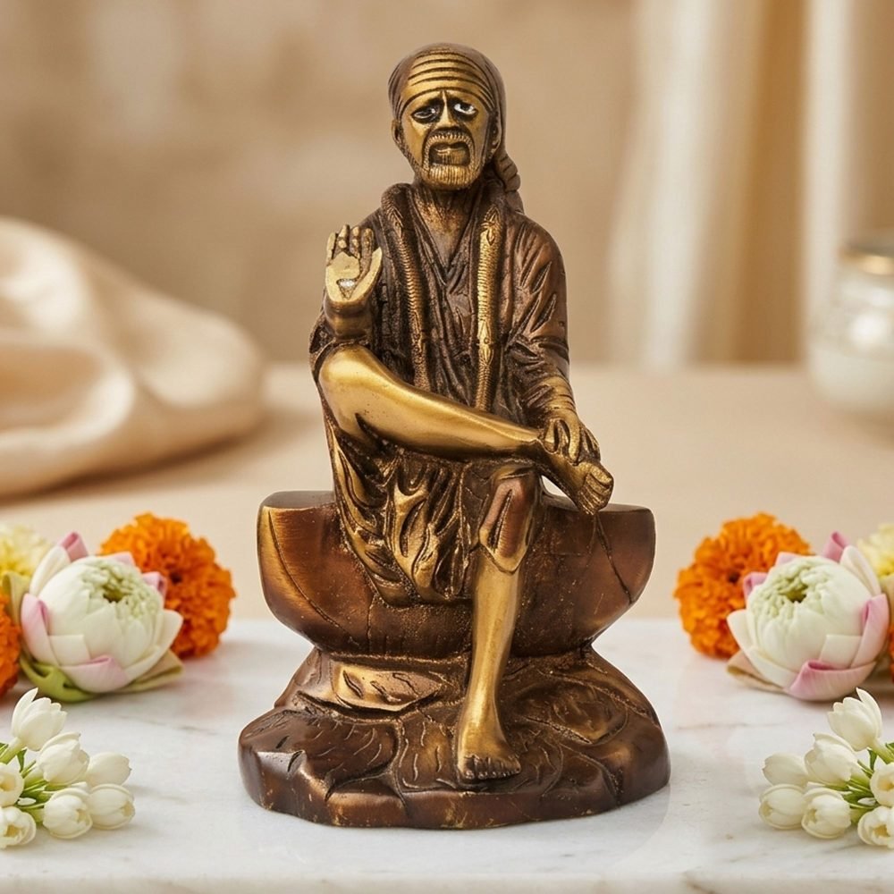 Sai Baba Idol in Brass, 8.5 inch, brass, Vedikcraft Moradabad