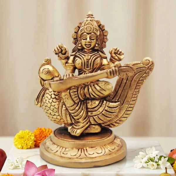 Saraswati Ji Idol in Brass, 4.5 inch, 770 g, brass, Vedikcraft Moradabad