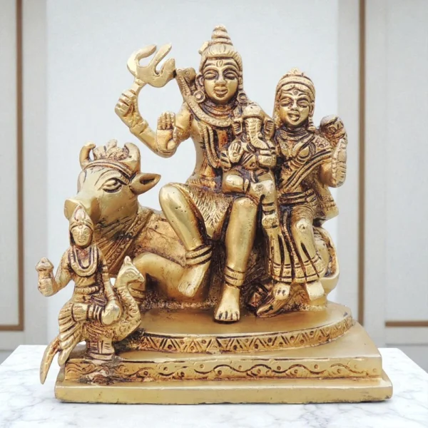 Shiv Parivar Idol in Brass, 2.1 kg, brass, Vedikcraft Moradabad