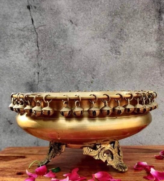 Brass Urli Bowl for Floating Flowers, 13 inch, design BS1405-C, brass, Vedikcraft Moradabad