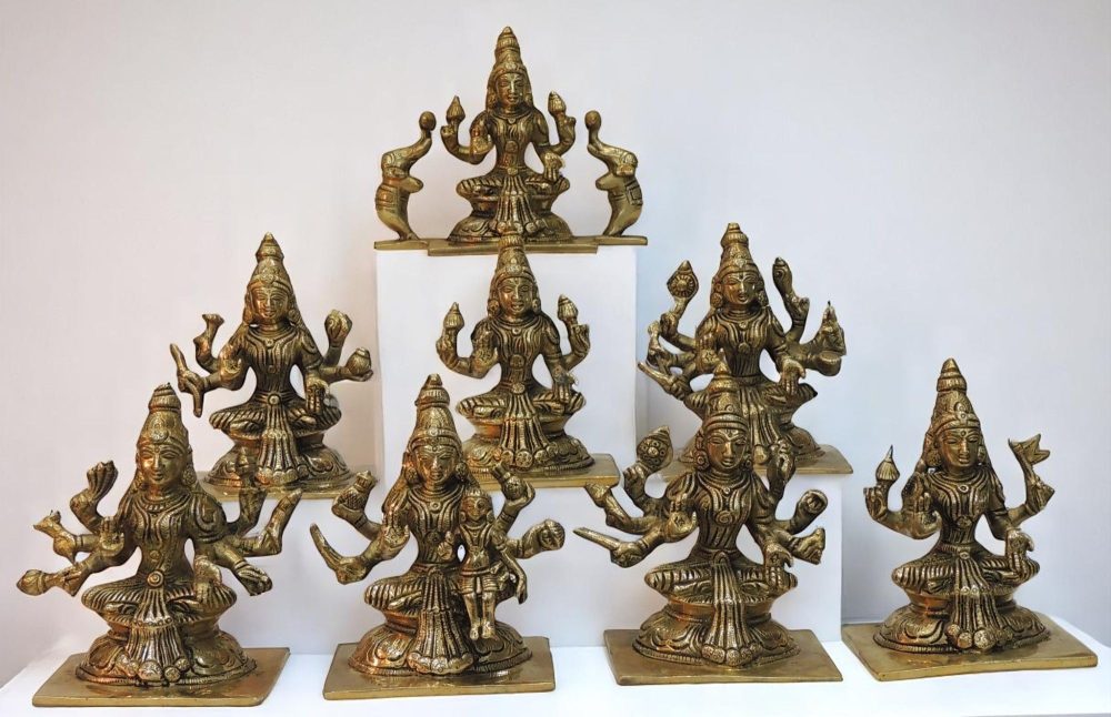 Lakshmi Ji Idol in Brass, Wall Hanging (Handing Aashta Laxmi), brass, Vedikcraft Moradabad
