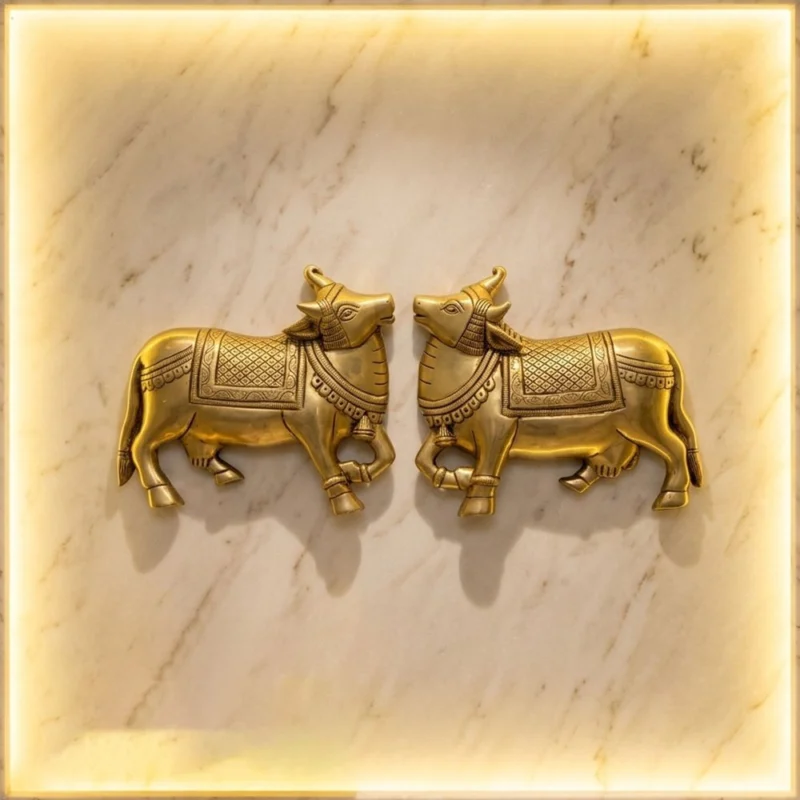 Brass Wall Hanging Cow, 8 inch