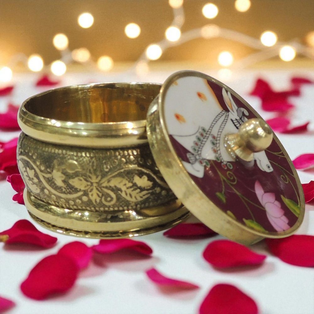 Brass Pooja Accessory for Pooja (Sindoor Box), 1.5 inch, brass, Vedikcraft Moradabad
