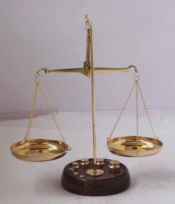 Brass Taarzu 50 gm Weighing Machine, 7.5 inch – Antique Décor