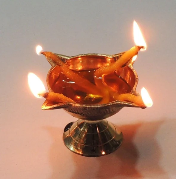 Brass Table Diya (Deepak) (Wicks), 1.5 inch, brass, Vedikcraft Moradabad