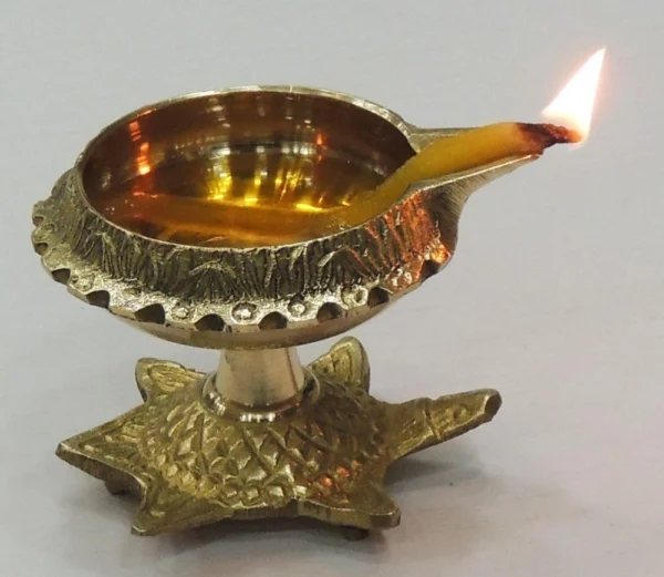 Brass Stand Diya (Deepak), 2.4 inch, brass, Vedikcraft Moradabad