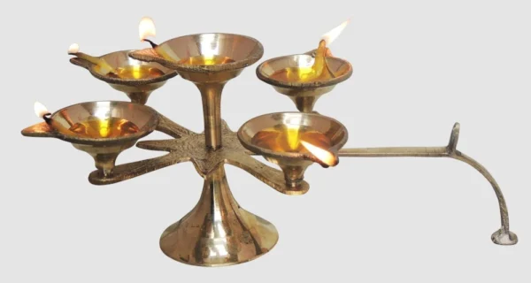 Brass Stand Diya (Deepak) (Star), 3.6 inch, brass, Vedikcraft Moradabad
