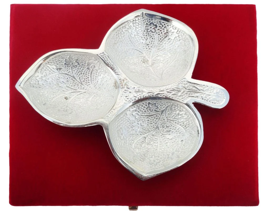 Silver Plated Brass Serving Leaf Platter (Phalam), 7 inch, Vedikcraft Moradabad