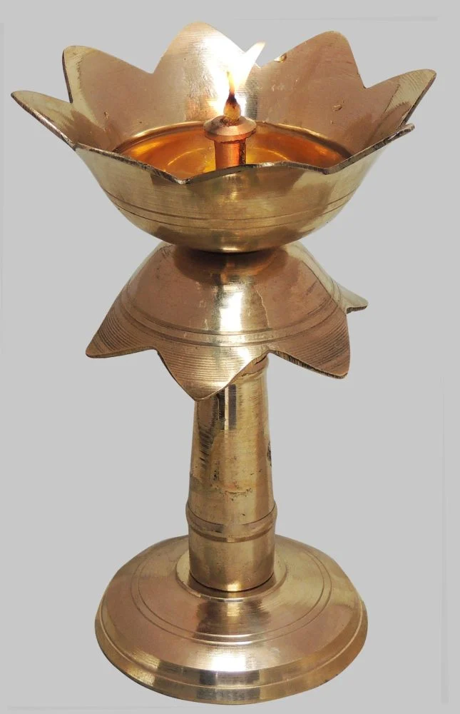 Brass Kamal Stand Diya (Deepak), 5.3 inch, brass, Vedikcraft Moradabad