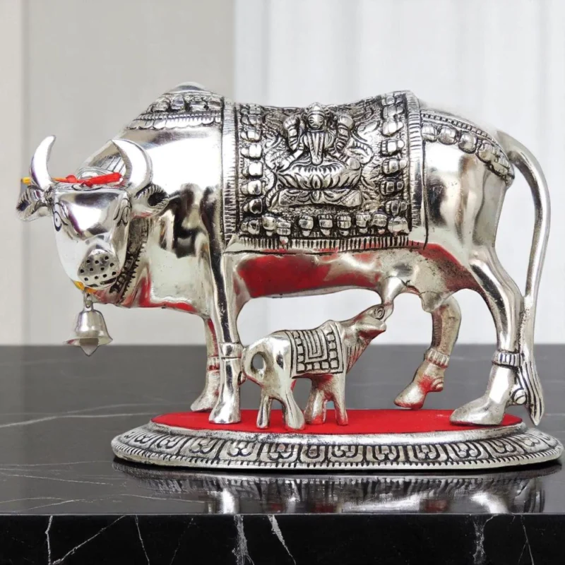 Aluminium Cow with Calf Showpiece, 7.5 inch, 1.62 kg – for Table Décor